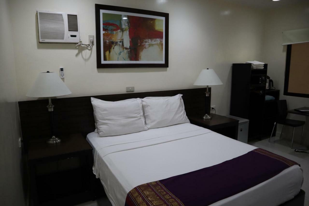 Domicilio Lorenzo Davao City Buitenkant foto