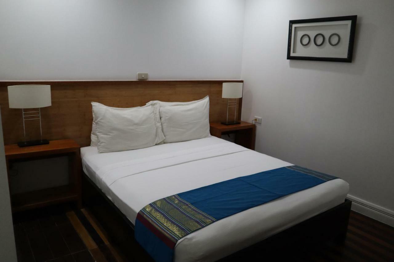 Domicilio Lorenzo Davao City Buitenkant foto