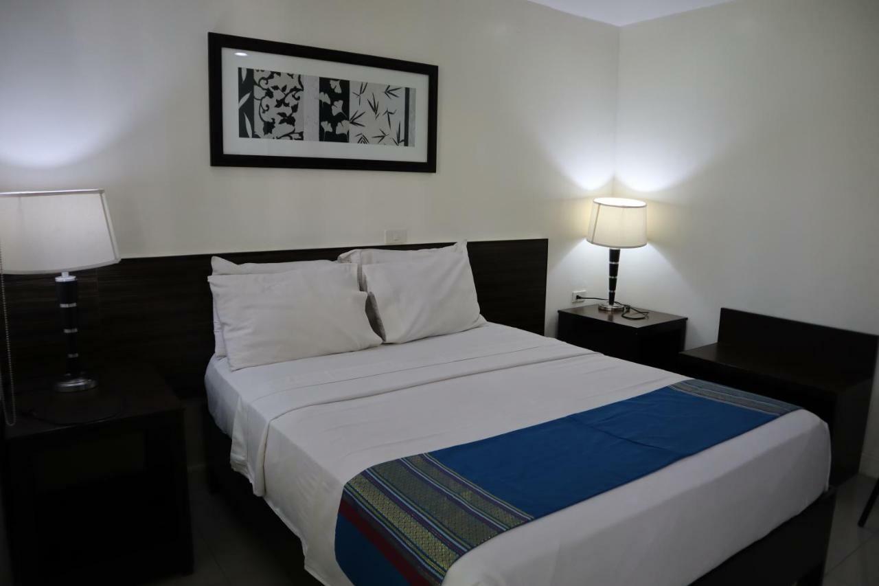 Domicilio Lorenzo Davao City Buitenkant foto