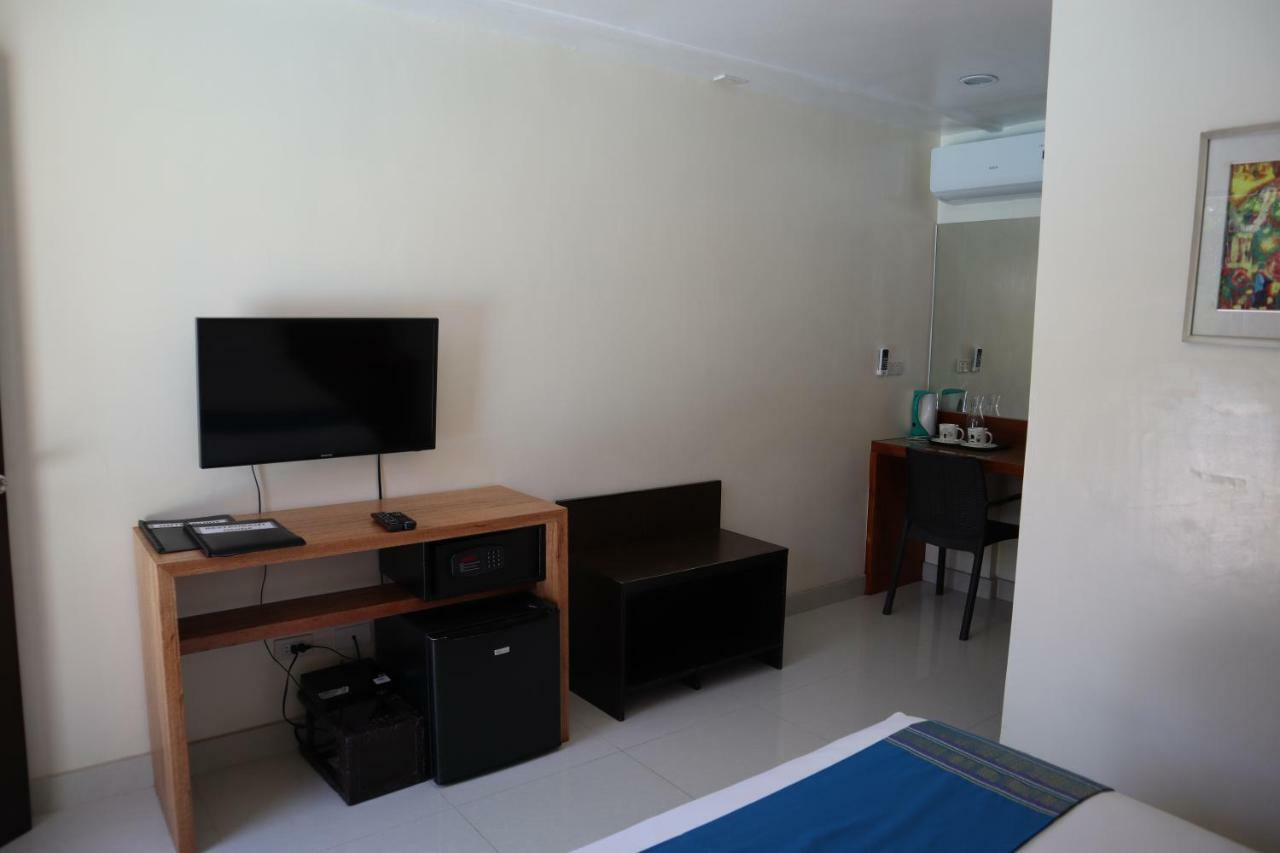 Domicilio Lorenzo Davao City Buitenkant foto