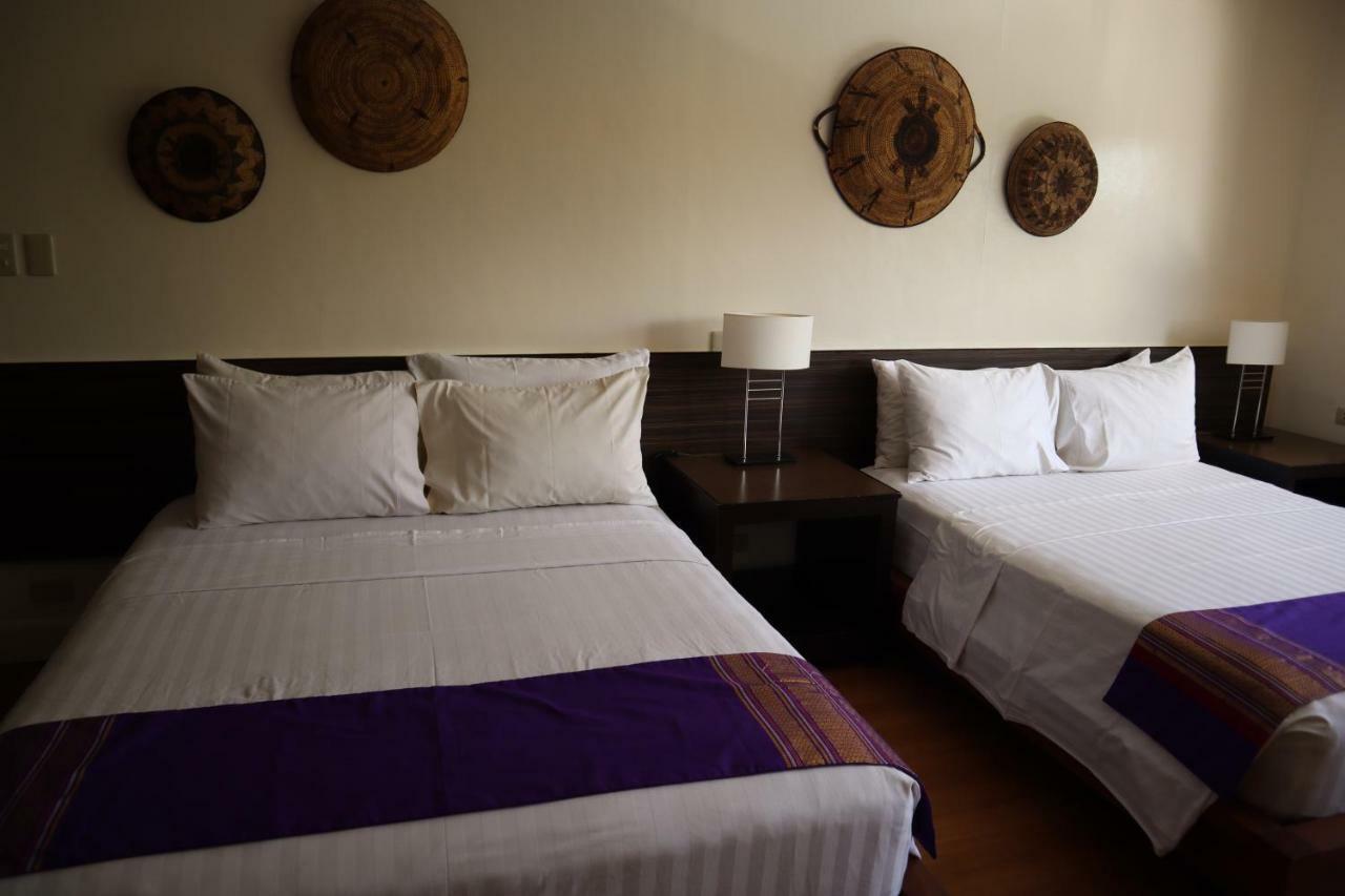 Domicilio Lorenzo Davao City Buitenkant foto